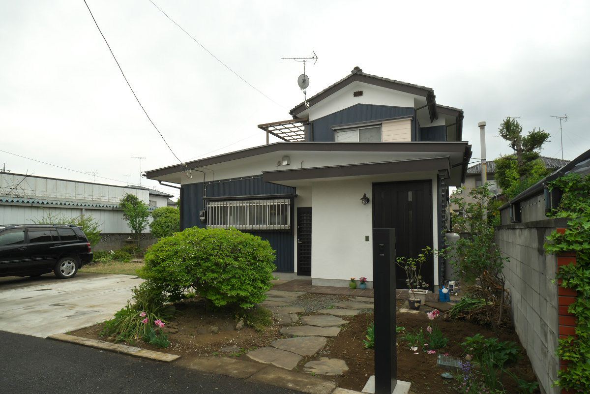 改装後の建物外観