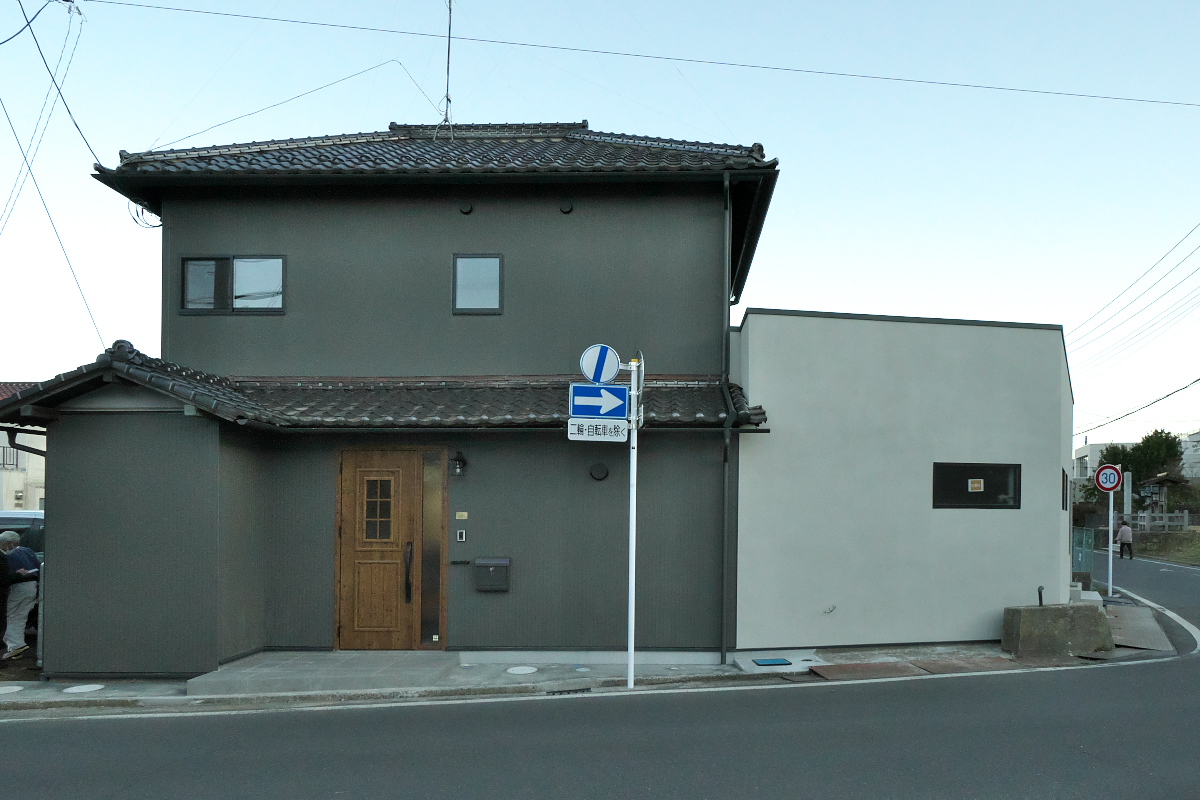 改装後の住宅入口