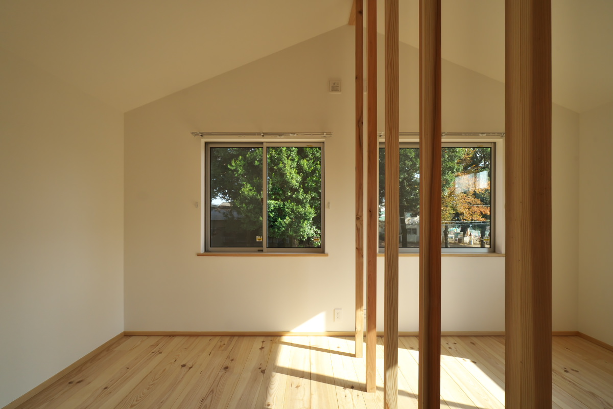 下地材があるので、将来壁を作るとき DIY で石膏ボードや板を簡単に張ることができる。